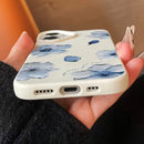 Case Minimalista Floral para iPhone – Branca e Preta com Flores Azuis