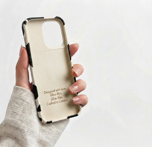 Case iphone Estamoa Mooo