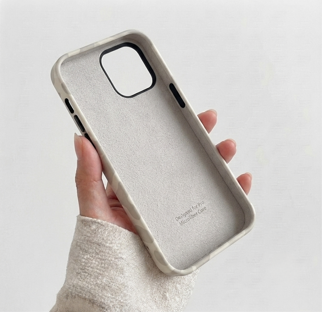 Case IPhone Estampa lions cinza